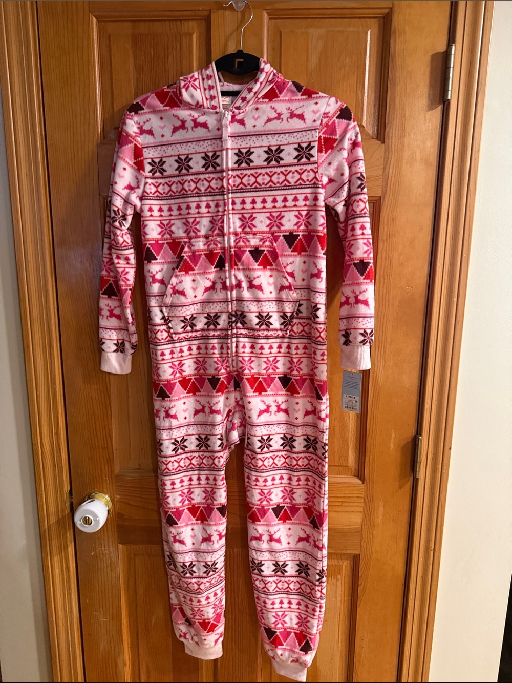 NWT Cat & Jack Christmas girl hoodie sleeper size large (10/12).